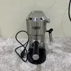 ماكينة تحضير الإسبريسو والكابتشينو ديلونجي ديديكا EC685.