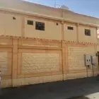 للبيع عمارة اربع شقق زاوية بحي البحيرة بحايل