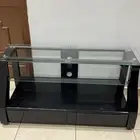 طاولة تلفزيون