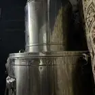 حافظات طعام كبيره وصحون كبيره
