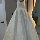 فستان زفاف راقي وفاخر