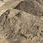 يوجد 20رد تريله سماد دجاج في بارق