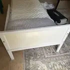 سرير اطفال