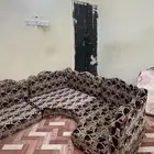 كنب مجلس أرضي نظيف