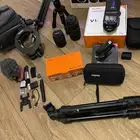 عدة تصوير كاملة  Canon 250D بعدستين   50mm   فلاش Godox