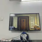سوني فور نضيف وشاشه ويدين وسماعه وطاوله قيمنق