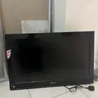 شاشه دانسات جوده قديمه وقويه فيه الاضاءه خربانه