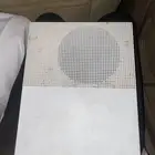 اكس بوكس ابيض في فورزه و قير ألون اسود