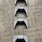 4 يدات سوني للبيع