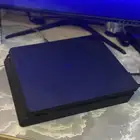سوني فور مستخدم