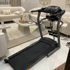 سير رياضي مع جهاز تمارين الخصر