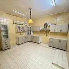 للايجار شقه بحي اشبيليه 4غرف ب38الف