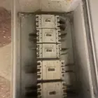 قواطع كهرباء