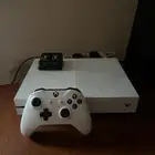 Xbox One s مع اغراضه و 7 العاب مدفوعه
