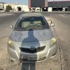 يارس قير عادي. زجاج عادي