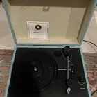 مشغل اسطوانات VINYL RECORD PLAYER