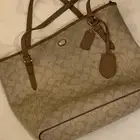 شنطة كوتش للبيع