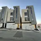 للبيع شقق تمليك علوي مع ملحق تشطيب ممتاز بحي حسام