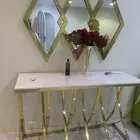 مدخل رخام طاولة ومرايات
