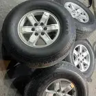 جنوط مساطر مع كفرات بالون مقاس 17 سيرا