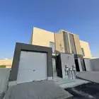 شقق تمليك حي الاخضر 6 غرف وصالة