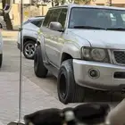 نيسان سفاري