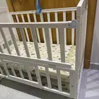 سرير اطفال للبيع بدون مرتبة