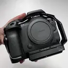 للبيع كاميرا كانون R5 Mark ii شبه جديده بالاضافة لعدسة