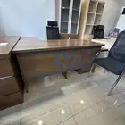 اثاث مكتبي