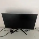 شاشه مقاس 21 معه طاوله كبيره