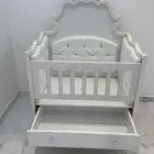 سرير اطفال