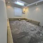 للبيع جلسه او مخاد ارضيه نظيفه يوجد شكلين 2