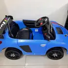 السياره جديده ونظيفه