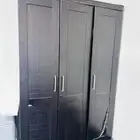 900