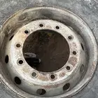 للبيع جنوط شاحنه حديد مع صندوق عده