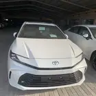 كامري le نص فل 2025 لون ابيض