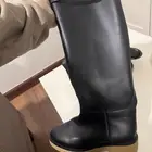 بوت ايرمز وشوز لويفيتون