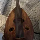 عود بحريني العود للبيع. العود يحتاج لصيانه