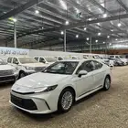 كامري 2025 فتحه بنزين فئة LE اصفار سعودي السعر125