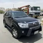 فورتشنر 2006 اللون اسود