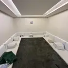 جلسة ارضية ومكيف شباك وكنب وفرن للبيع مستعجل