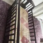 سرير اطفال