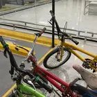 ثلاثة دراجات للبيع