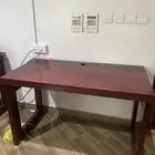 مكاتب وكراسي للبيع