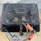 مكينة شحن بطاريات