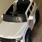 سيارة اطفال