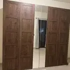 دولاب ايكيا بحالة سليمه جدا  حد السوم 7500