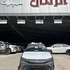 تويوتا   كامري E استاندر هايبرد رمادي 110400 شامل الضريبة