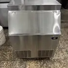 صانعة ثلج ايس ميكر