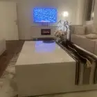 طاولة جلسة وطاولة تلفزيون